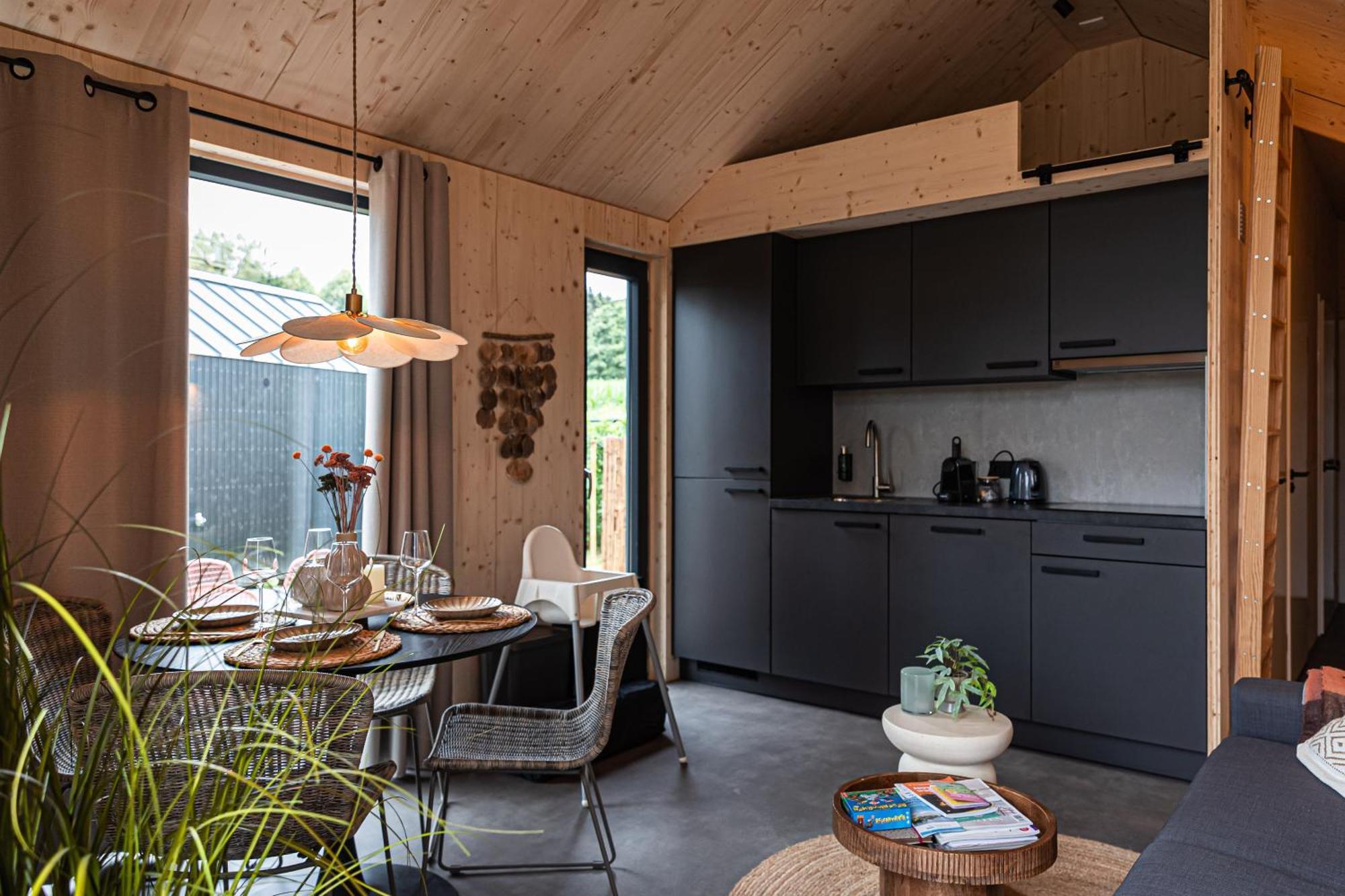Tinyhouse 4 Pers Met Hottub Villa เมียร์เซน ภายนอก รูปภาพ
